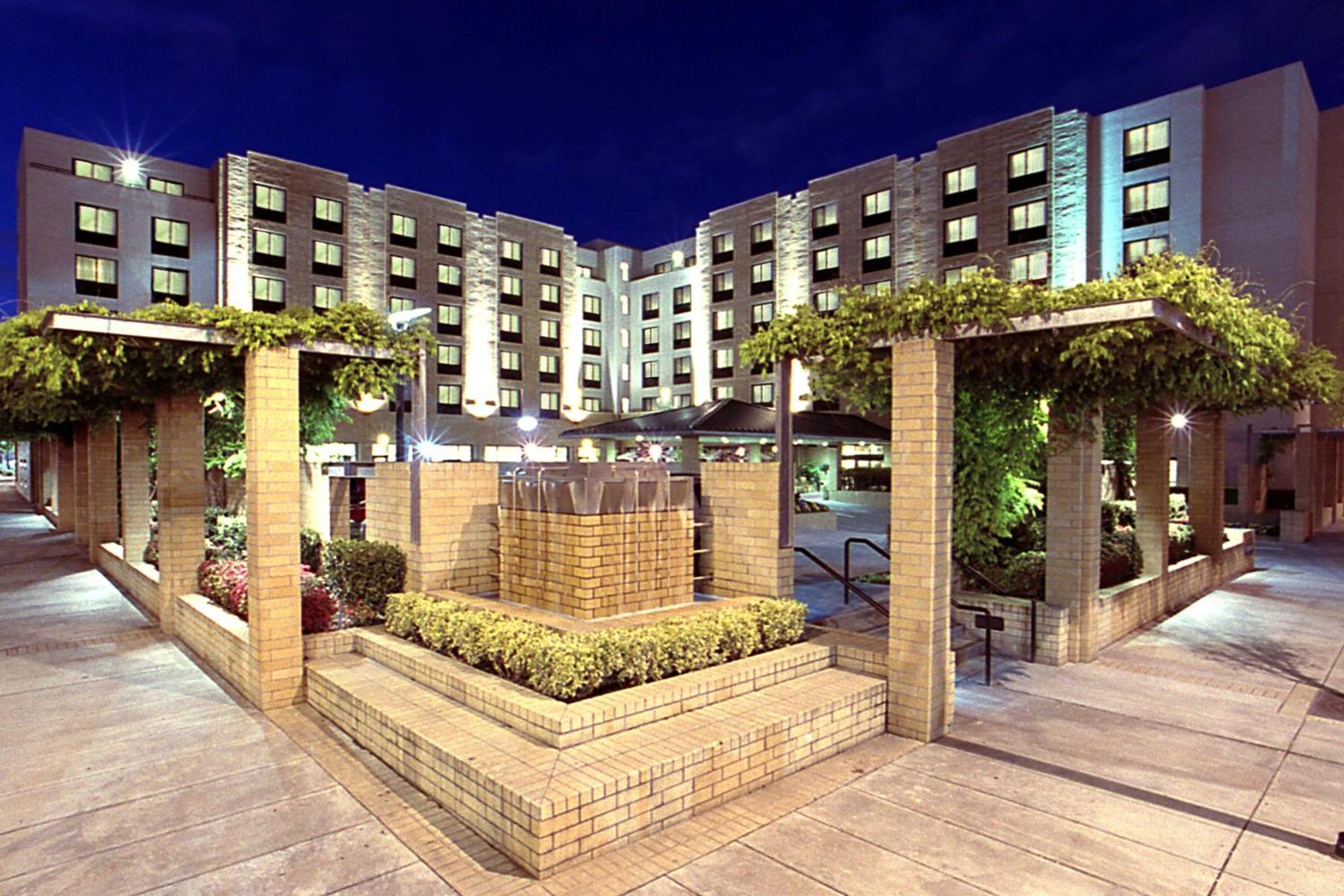 Hotel Courtyard Portland Downtown / Convention Center Esterno foto