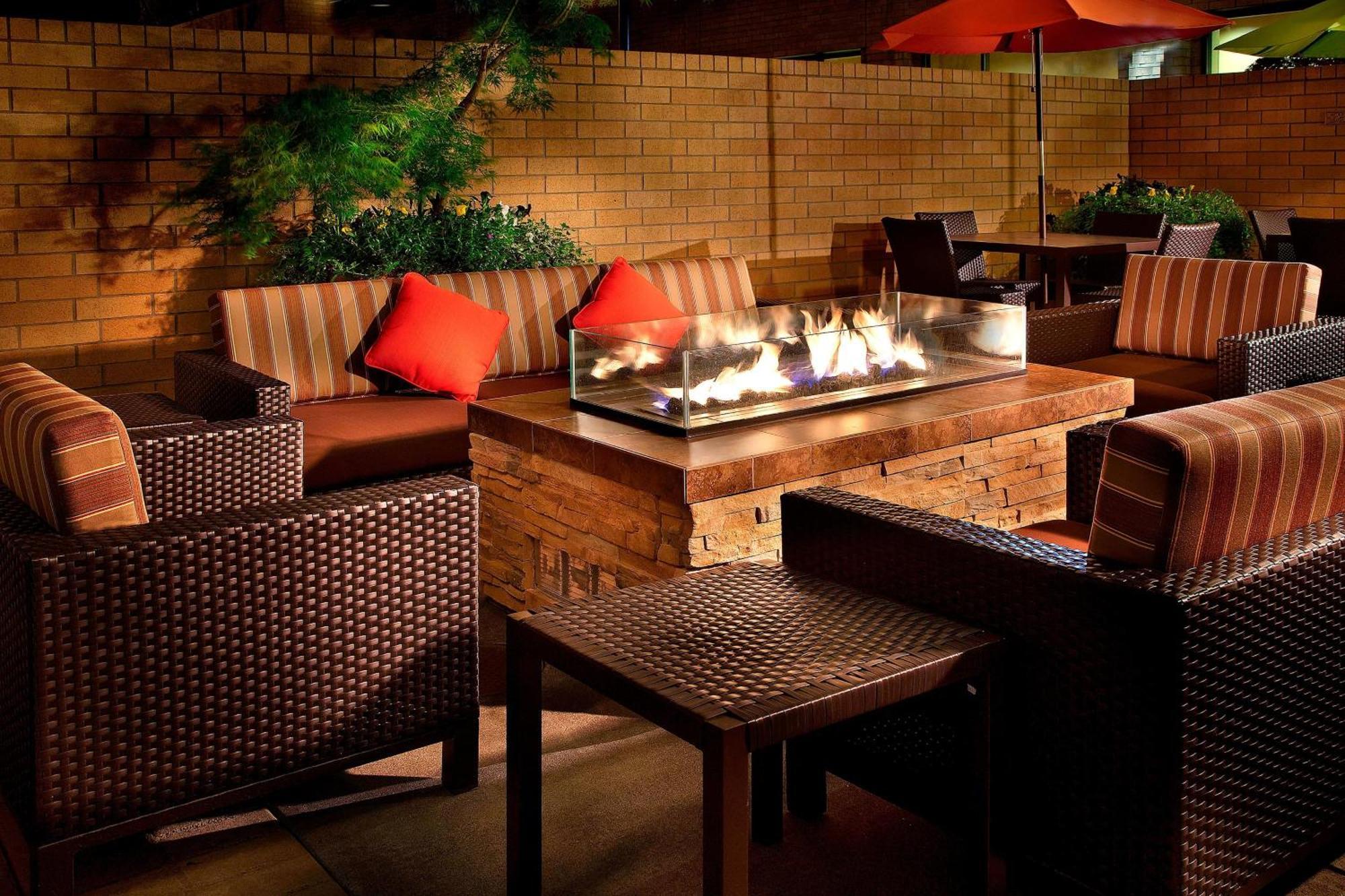 Hotel Courtyard Portland Downtown / Convention Center Esterno foto